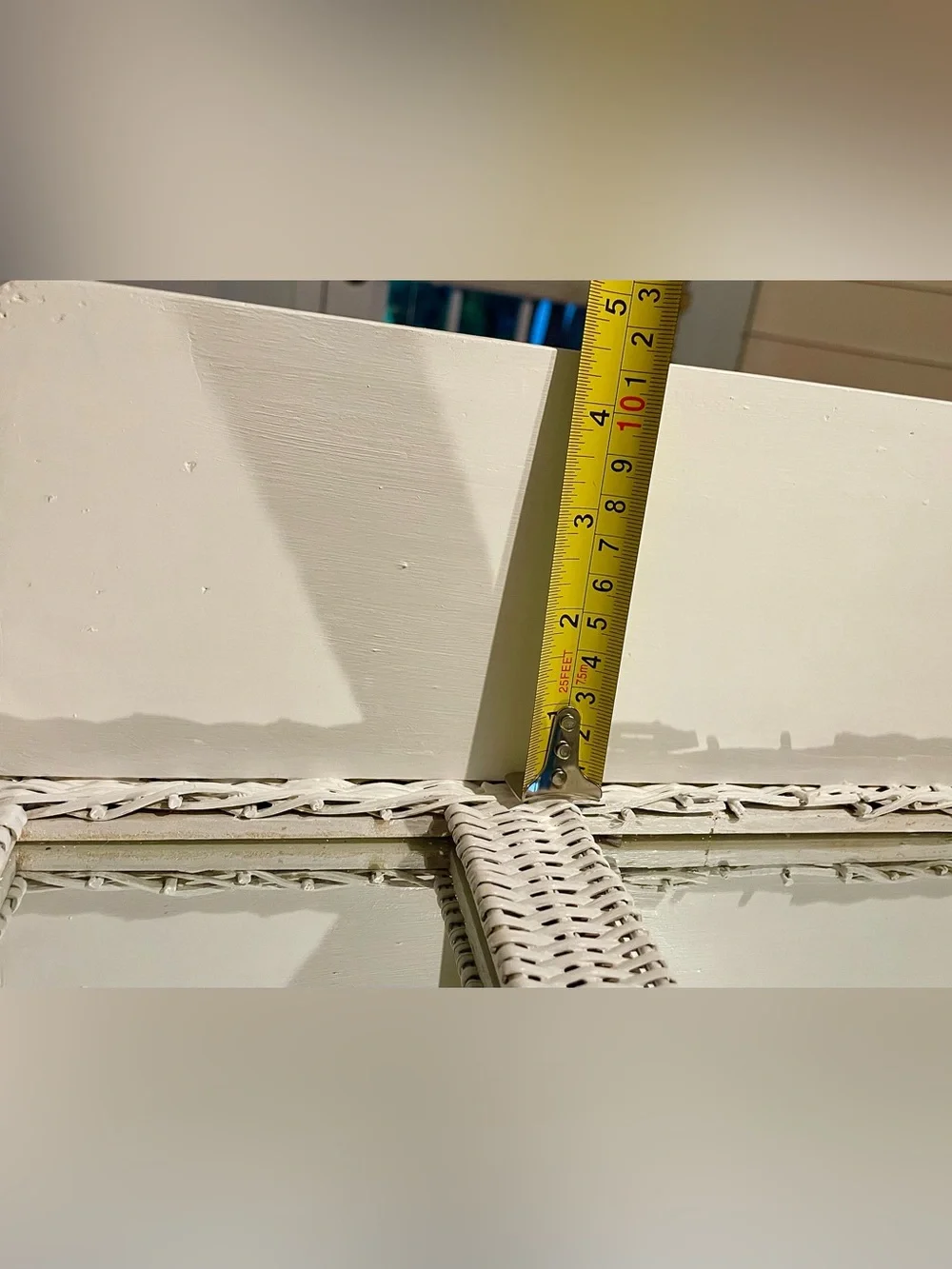 N/A white wicker